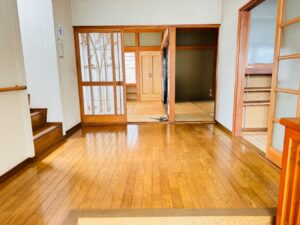 売市リノベ　玄関①